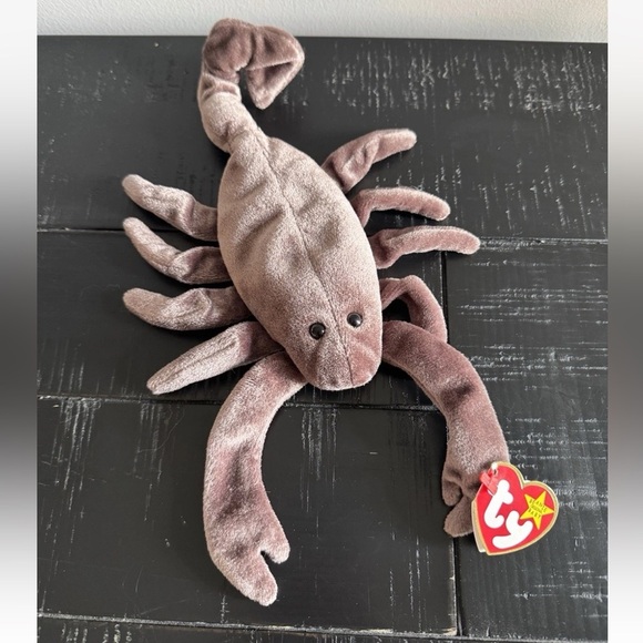 ULTRA RARE Ty Beanie Babies Stinger Scorpion - Mint w/
with Tags, 1997! - Picture 1 of 8
